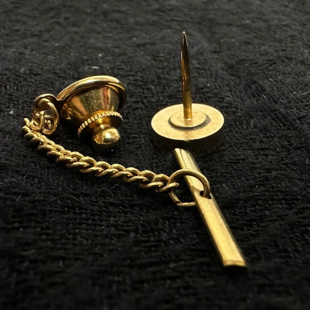 Vintage‎ Tie Tack Mens Gold Tone w/Black Cabochon Sunburst Chain
